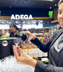 COVABRA SUPERMERCADOS REALIZA FEIRA DE VINHOS E SABORES EM LEME