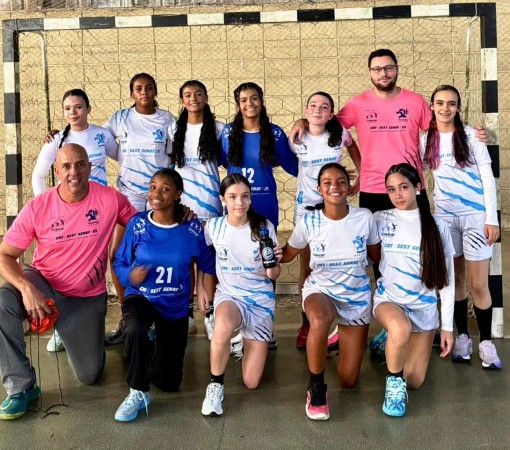 HANDEBOL FEMININO DE LEME VENCE FORA DE CASA EM JOGO ELETRIZANTE E MOSTRA FORÇA NA LIGA PAULISTA}