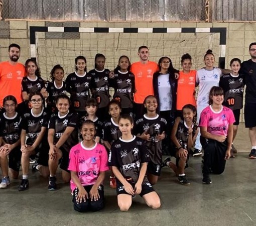 HANDEBOL}