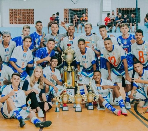 Sub 18 é campeão invicto da Liga Ferreirense de Futsal}