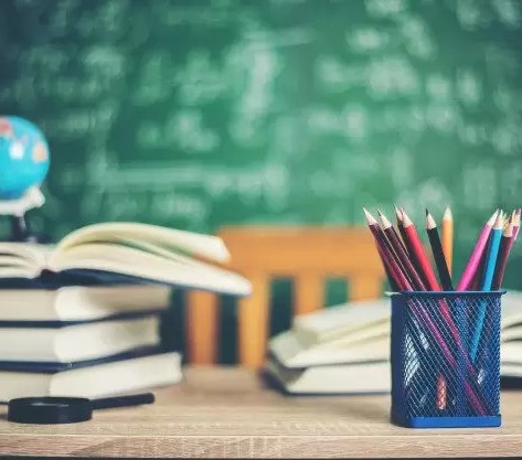 24 DE JANEIRO – DIA INTERNACIONAL DA EDUCAÇÃO}
