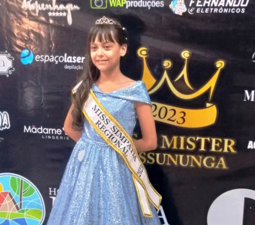 Miss Leme Manuella Rebessi arrasou na passarela}