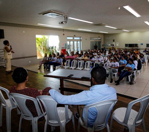 Palestra sobre preconceito institucional}