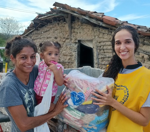 LBV - Legião da Boa Vontade inicia entrega de cestas de alimentos}