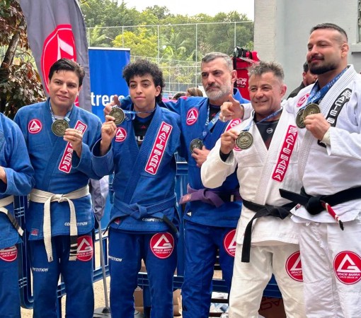 GRACIE BARRA LEME CONQUISTA CINCO TÍTULOS EM COMPETIÇÃO DA COMPNET SÃO PAULO}