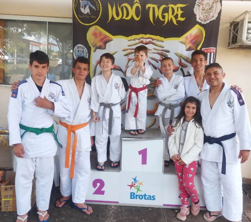 Judocas de Leme participaram da 25° Copa Tigre de Judô de Brotas}