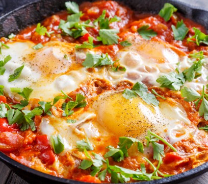 OVOS À PIZZAIOLO}