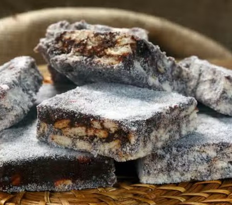 PALHA ITALIANA DE CAFÉ}