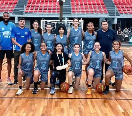 SUB-17 DO BASQUETE FEMININO SAI NA FRENTE NA DISPUTA DA VAGA NA FINAL DA LIGA METROPOLITANA}