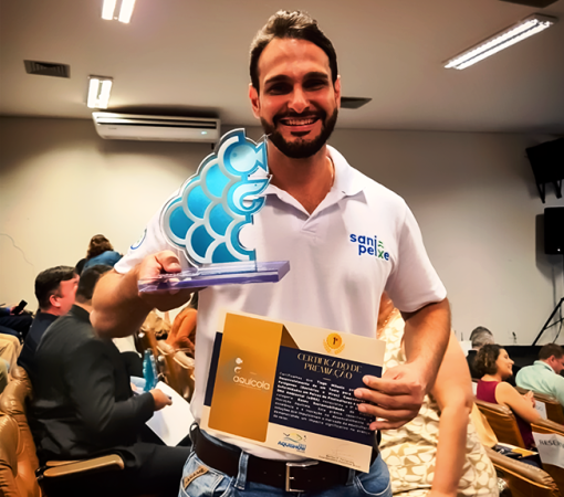 EMPRESÁRIO VINCULADO À INCUBADORA DE EMPRESAS DE LEME CONQUISTA DESTAQUE NACIONAL EM PREMIAÇÃO DE AQUICULTURA}