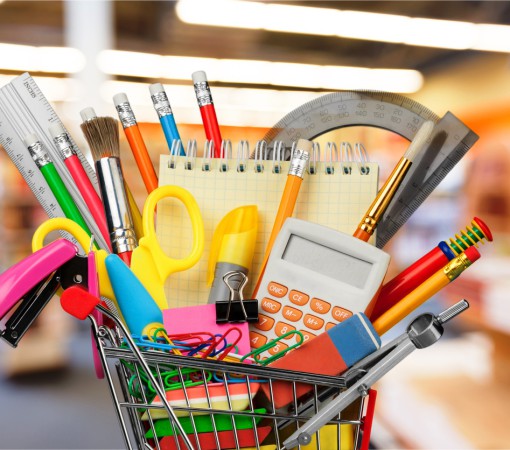 CUIDADOS FINANCEIROS DURANTE A COMPRA DO MATERIAL ESCOLAR PARA O INÍCIO DAS AULAS}