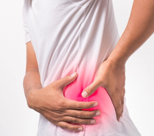 PEDRAS NOS RINS: QUAIS OS SINTOMAS E COMO PREVENIR NOVAS CRISES?}