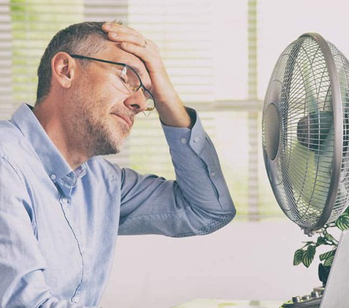 Veja como evitar problemas de saúde comuns no calor}