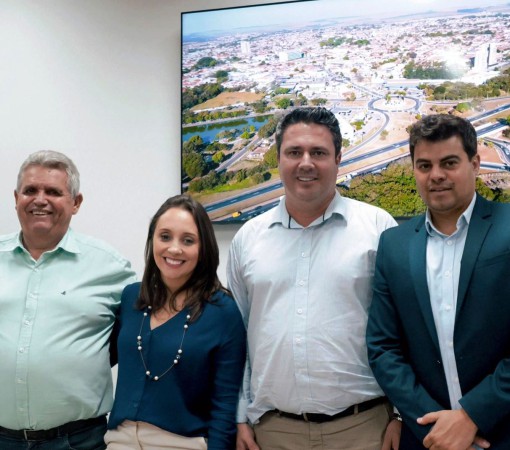 VISITA DA PRESIDENTE NACIONAL DO PODEMOS FORTALECE DIÁLOGO EM LEME}
