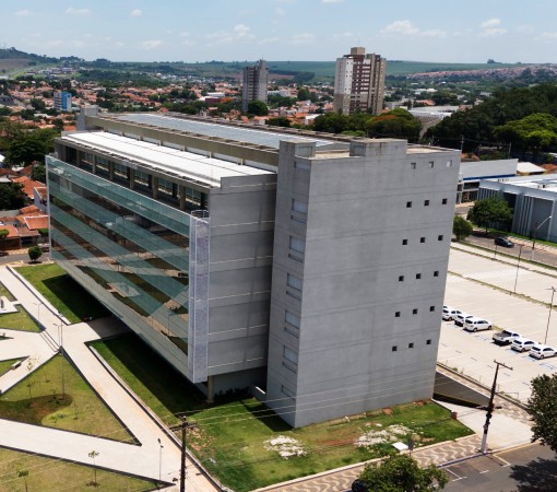 LEME DESPENCA EM RANKING NACIONAL E VIRA PIOR CIDADE DA REGIÃO EM DESENVOLVIMENTO SUSTENTÁVEL}