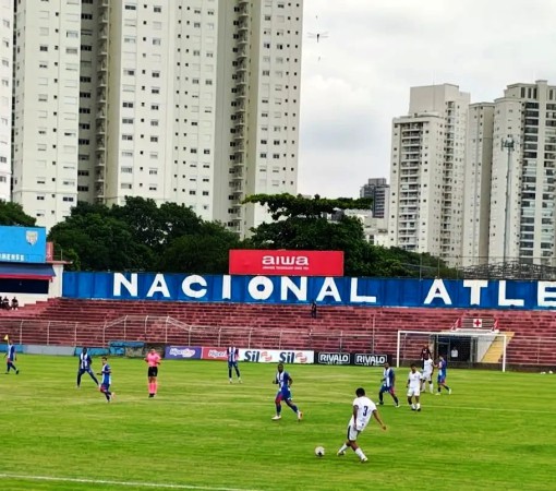FORA DE CASA, LEMENSE EMBALA E CONQUISTA A 4ª VITÓRIA SEGUIDA NA A-4}
