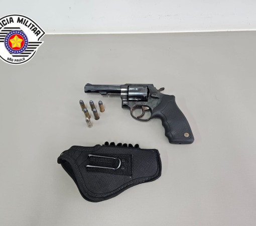 POSSE ILEGAL DE ARMA DE FOGO DE CALIBRE PERMITIDO DE 23/052026}