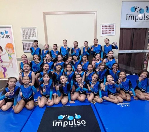 LEME CONQUISTA 42 MEDALHAS NA COPA GYMWOD DE GINÁSTICA ARTÍSTICA}