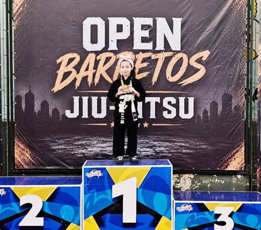 LORRAYNE DE CÁSSIA CONQUISTA MAIS UM OURO NO OPEN BARRETOS DE JIU-JÍTSU}