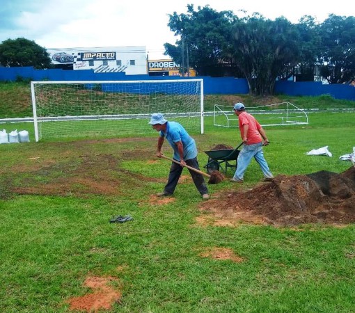 ABANDONO DAS PRAÇAS ESPORTIVAS DE LEME MARCA OS ÚLTIMOS ANOS, ENQUANTO MUNICÍPIO TENTA RETOMAR MANUTENÇÃO DO ESTÁDIO MUNICIPAL “EUGÊNIO DELLAI”}