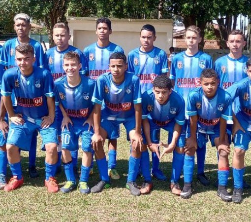 Escolinha de Futebol de Leme}