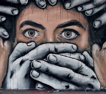 LIBERDADE DE EXPRESSÃO CERCEADA}