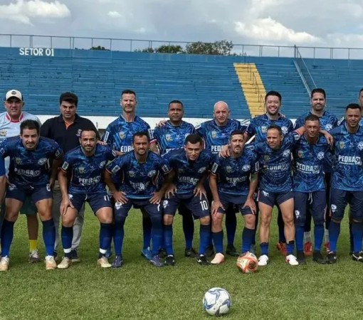 VETERANOS FC GARANTE VAGA ENTRE OS QUATRO MELHORES DA COPA HB MALHARIA 38+}