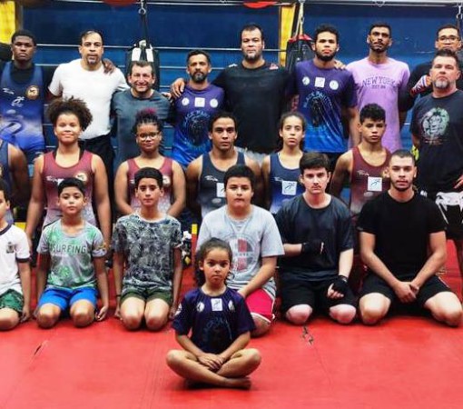 ATLETAS DA BASE OLÍMPICA DE WRESTLING - CAMPEÕES BRASILEIROS E INTERNACIONAIS ESTIVERAM EM LEME}