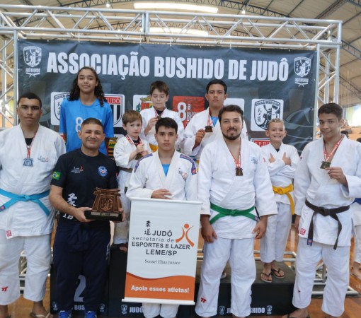 ESCOLA DE JUDÔ LEMENSE FAZ BONITO EM CAMPEONATO EM VARGEM GRANDE DO SUL}