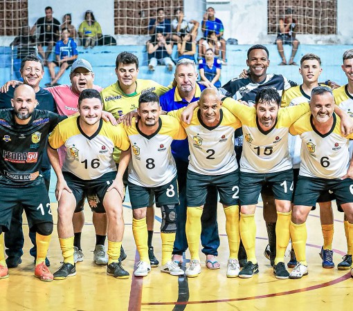 ESPORTIVO CANARINHO VOA ALTO NO FUTSAL LEMENSE}