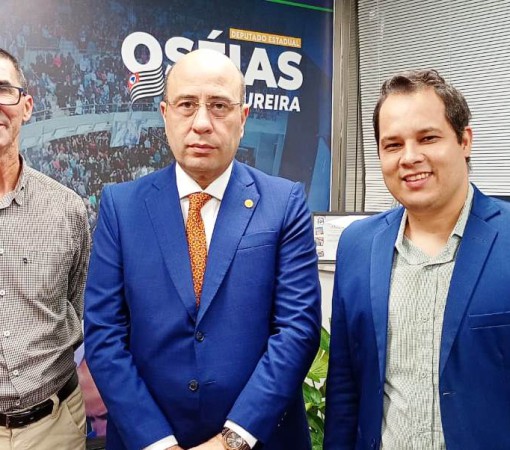 PASTOR DIOGO ARRUDA E IRMÃO MÁRCIO SILVA BUSCAM RECURSOS E PARCERIAS PARA LEME EM VISITA À ASSEMBLEIA LEGISLATIVA DE SP}