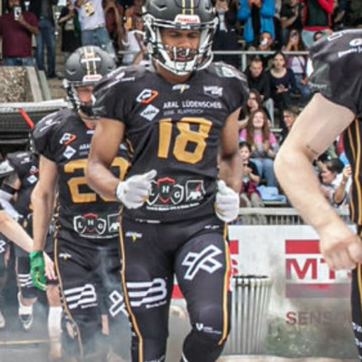 LEMENSE THALYS ALMEIDA É CAMPEÃO NA ALEMANHA E SE DESTACA COM 10 TOUCHDOWNS NA TEMPORADA