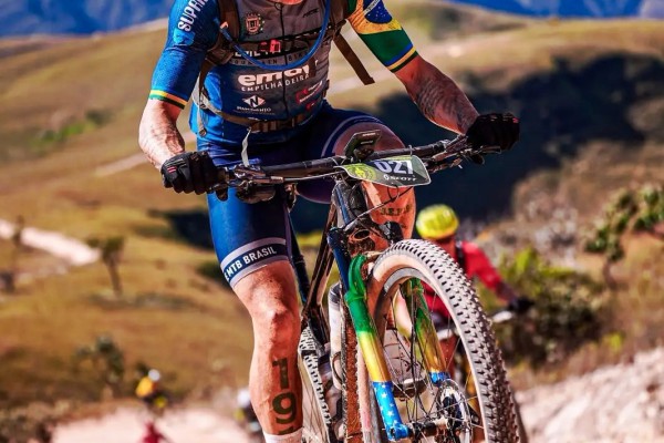 BRUNO HENRIQUE COMPLETA WOS ULTRA MARATONA NA SERRA DA CANASTRA E SEGUE PREPARAÇÃO PARA A EPIC RACE}