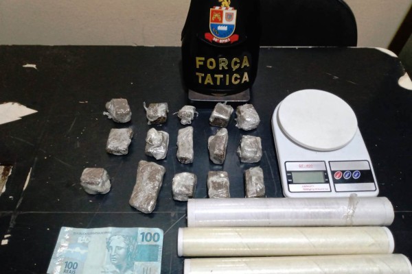 FLAGRANTE DE ATO INFRACIONAL DE TRÁFICO DE DROGAS DE 18/10/2024}