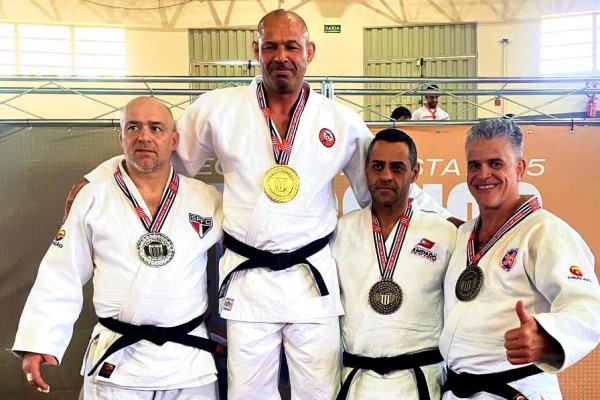 CAMPEONATO PAULISTA DE JUDÔ DE VETERANOS.}