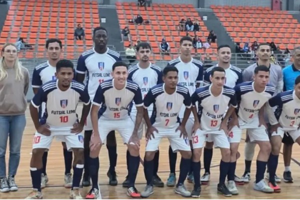 LEME ENFRENTA PONTAL PELAS OITAVAS DE FINAL DA COPA RECORD DE FUTSAL}