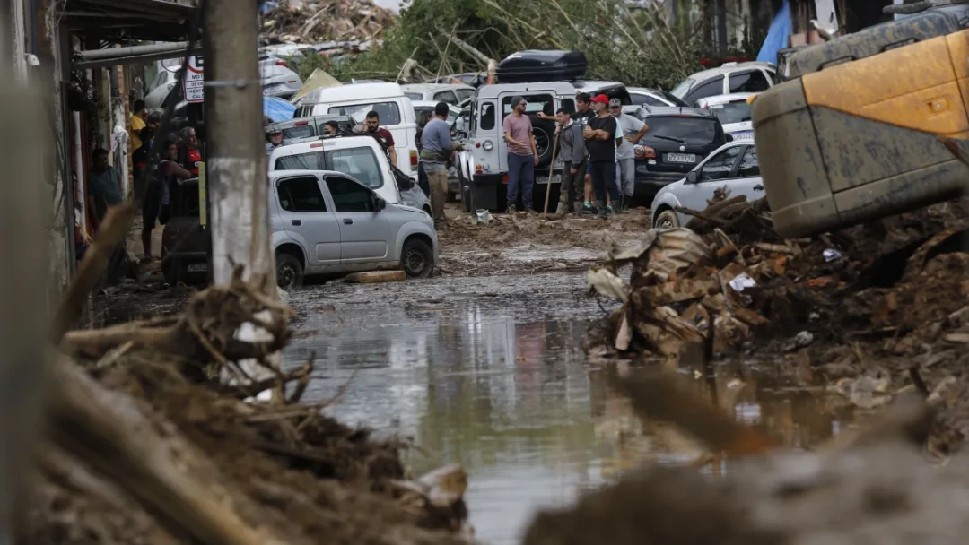 Confira algumas medidas de segurança dos alimentos após enchentes ou tempestades