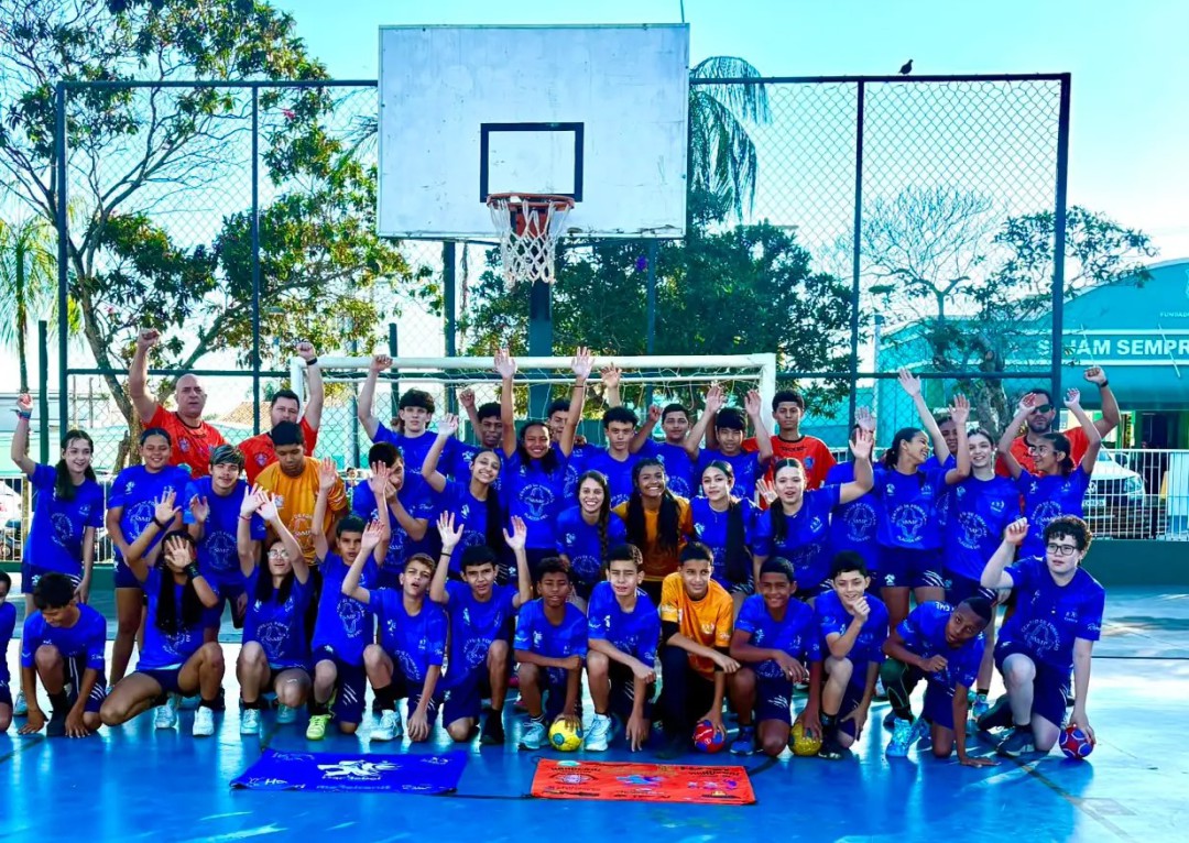 HANDEBOL CRESCER LEME PARTICIPA DE QUADRANGULAR EM COSMÓPOLIS E CONQUISTA TRÊS VICE-CAMPEONATOS