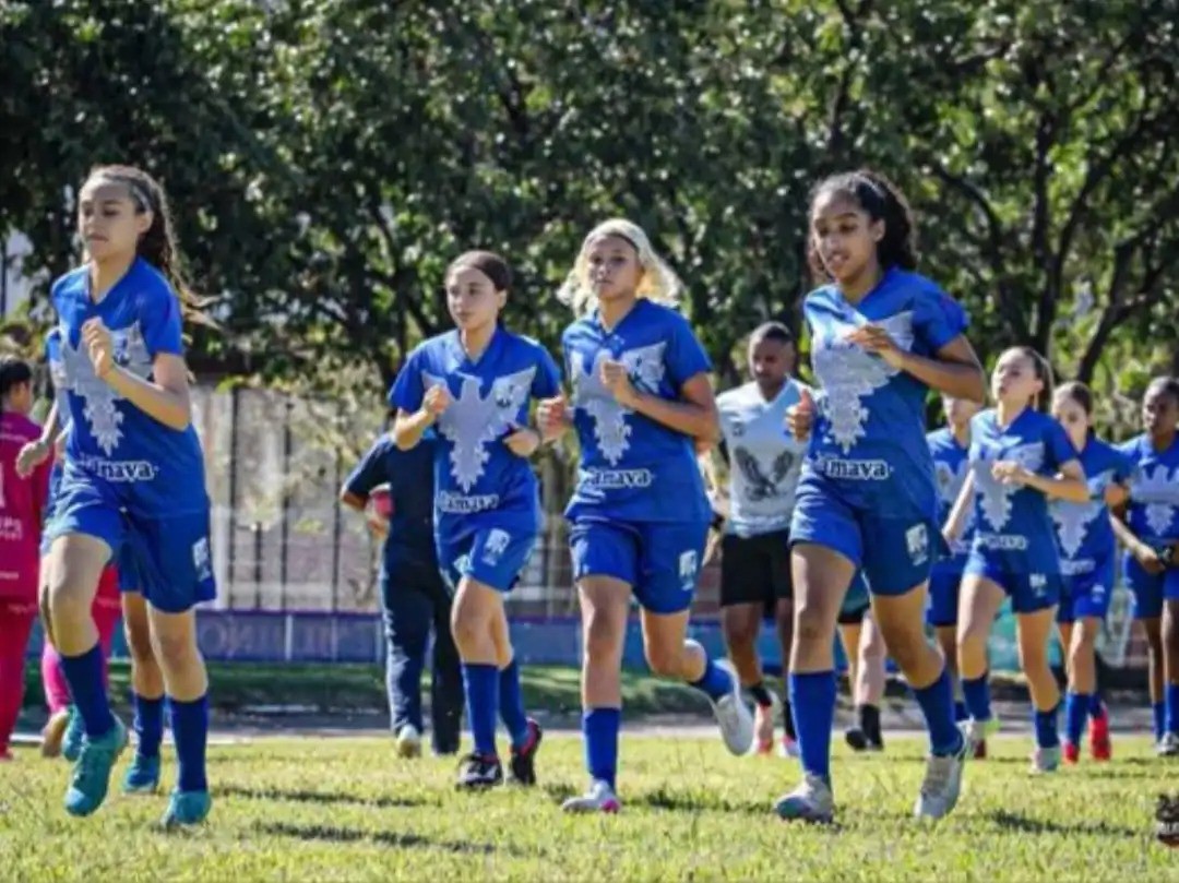 O FIM DA SEMANA PASSADA PERFEITO PARA A SE LEMENSE NO FEMININO DE BASE