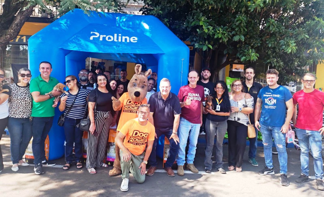 SOLIDARIEDADE QUE ALIMENTA – EVENTO DA PROLINE ARRECADA MAIS DE UMA TONELADA DE RAÇÃO EM LEME