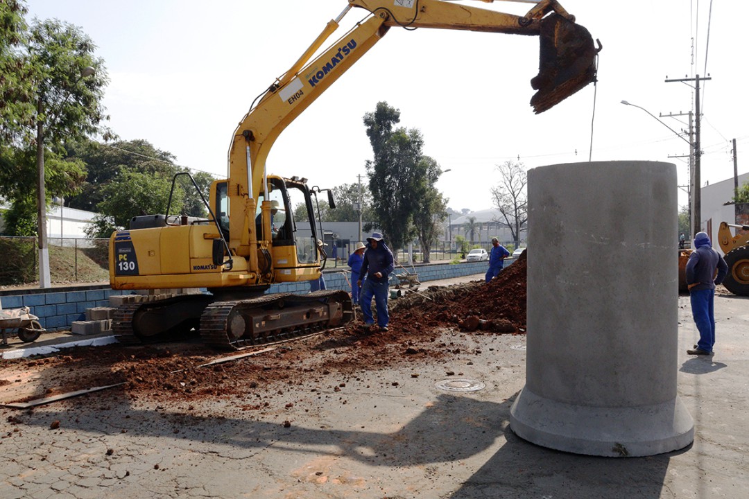 SAECIL DÁ INÍCIO AS OBRAS DE COMBATE A ENCHENTES NO JARDIM ITAMARATY