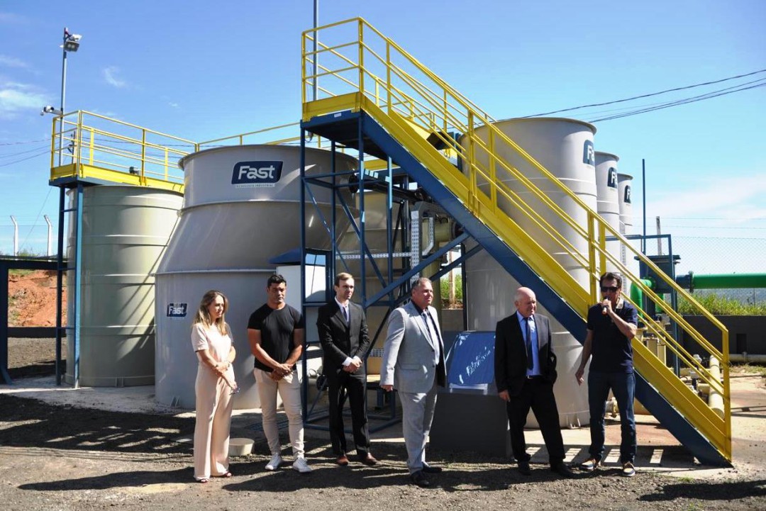 SANTA CRUZ DA CONCEIÇÃO CELEBROU 72 ANOS COM ENTREGA DE OBRAS IMPORTANTES E COMPROMISSO COM O DESENVOLVIMENTO