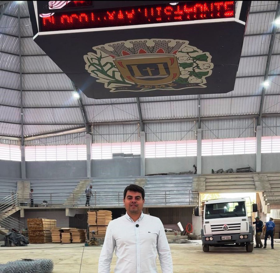OBRAS DO NOVO GINÁSIO MUNICIPAL DE ESPORTES CONTINUAM