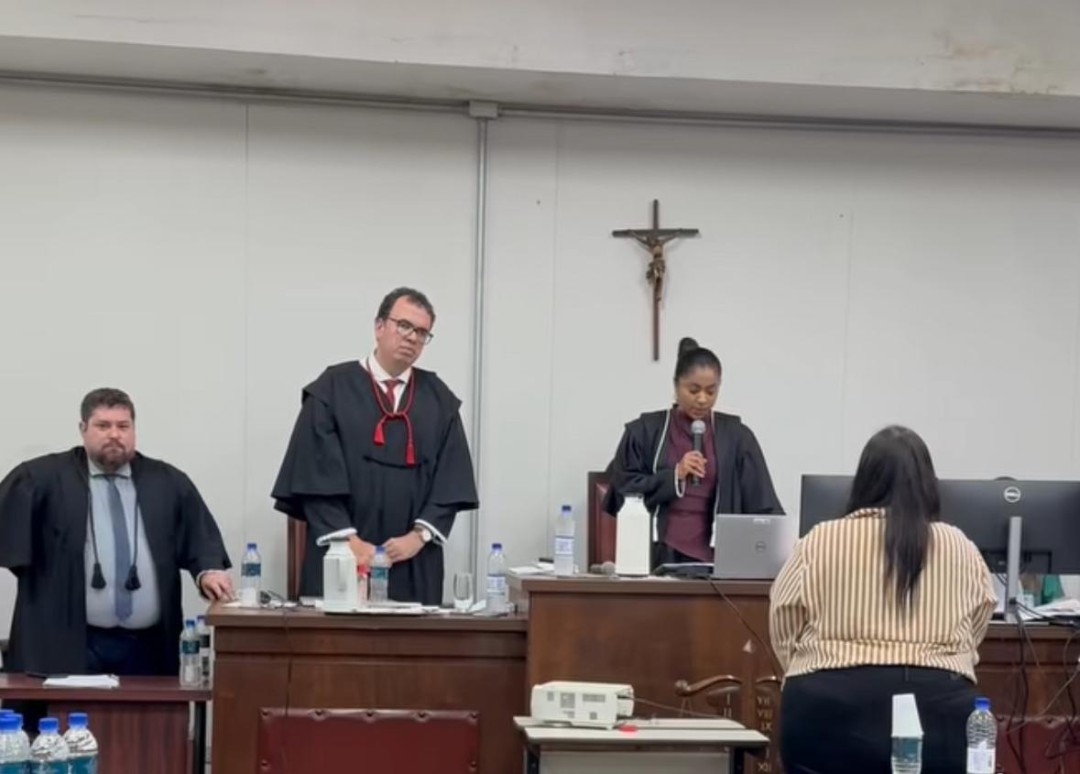 13 DE MAIO - 07 DIAS DO JÚRI DA PEQUENA E INDEFESA LORENA CAPELLI - MÃE, NATÁLIA NOGUEIRA É CONDENADA