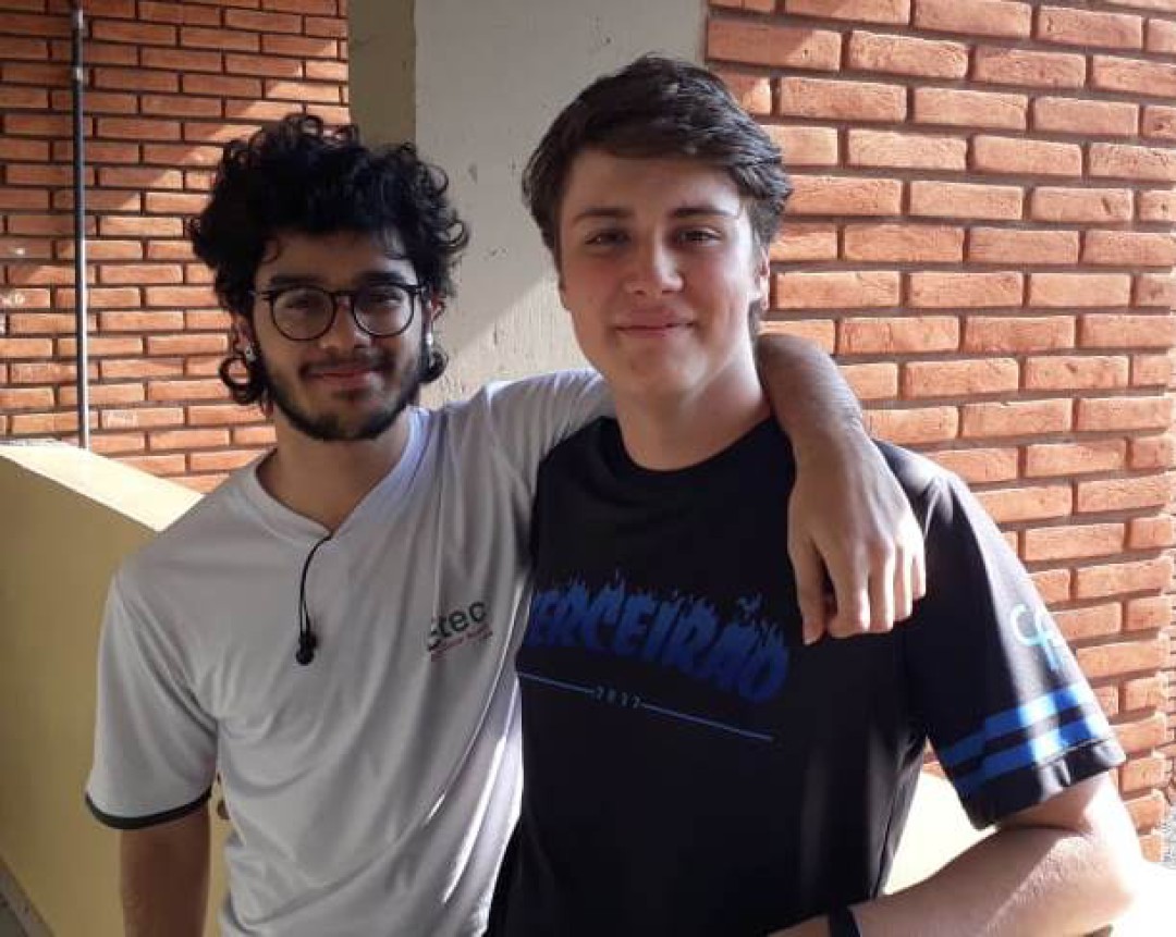 Alunos de Desenvolvimento de Sistemas da ETEC “Dep. Salim Sedeh” ficam em 10º lugar no Torneio de ROBOCODE