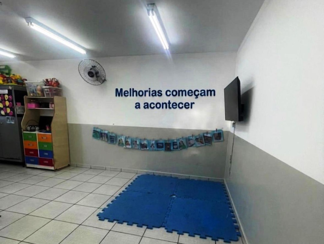 APÓS COBRANÇAS DO VEREADOR DR. DAVID PEDRÃO, ESCOLAS MUNICIPAIS COMEÇAM A RECEBER MELHORIAS EM LEME