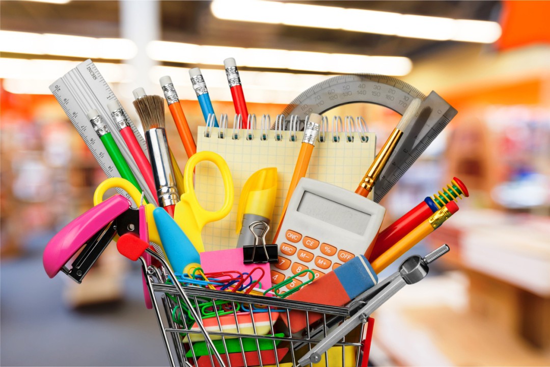 CUIDADOS FINANCEIROS DURANTE A COMPRA DO MATERIAL ESCOLAR PARA O INÍCIO DAS AULAS