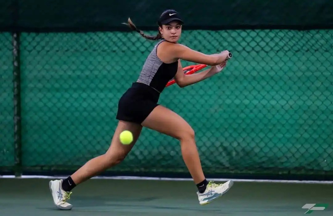 TENISTA LEMENSE LARISSA SILENCI É CONVOCADA PARA DEFENDER O BRASIL NO SUL-AMERICANO SUB-16