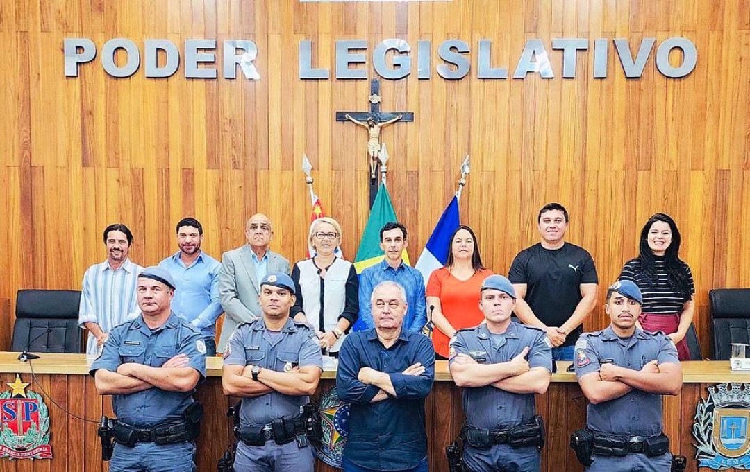 POLICIAIS MILITARES DO 36º BATALHÃO DE POLÍCIA MILITAR DO INTERIOR SÃO HOMENAGEADOS NA CÂMARA MUNICIPAL DE LEME