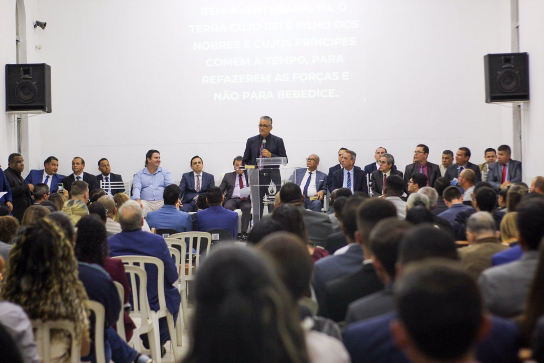 IRMÃO MÁRCIO SILVA PARTICIPA DO CULTO DE EMANCIPAÇÃO E POSSE DO PASTOR DIOGO ARRUDA NA ASSEMBLEIA DE DEUS – MINISTÉRIO MADUREIRA